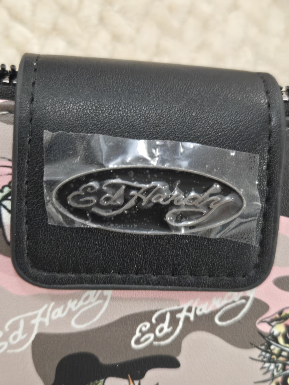 Ed Hardy Pink Camouflage Wristlet Wallet - Picture 7 of 9